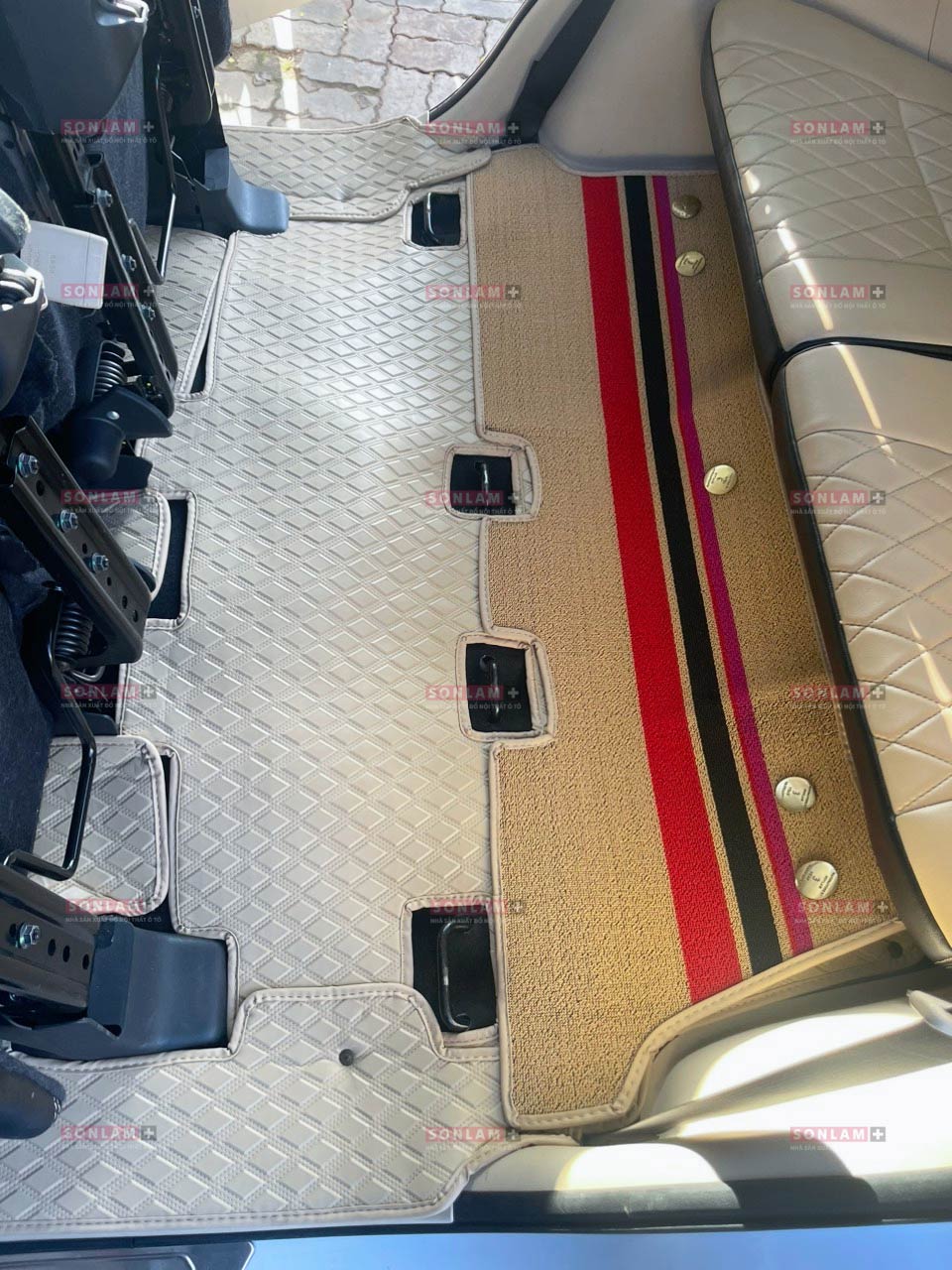 Thảm lót sàn ô tô Mitsubishi Xpander